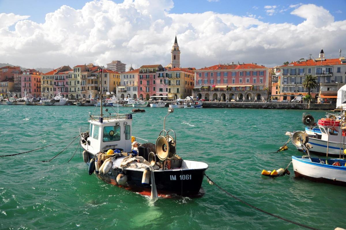 Un Posto Al Sole Villa Diano San Pietro Buitenkant foto